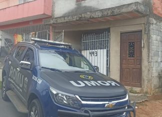GCM de Cotia recupera moto roubada e apreende réplica de arma de fogo calibre 12