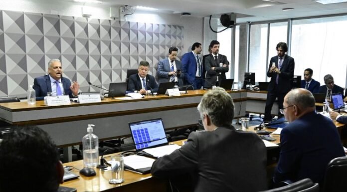 Parlamentares da CPMI do INSS terão acesso a dados sigilosos de Vorcaro Parlamentares da CPMI do INSS terão acesso a dados sigilosos de Vorcaro