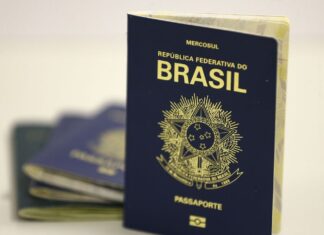 Fila para emissão do passaporte passa de 108 mil pessoas