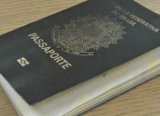 Covid: Cotia aplica dose adicional em pessoas com viagem marcada para países que ainda não aceitam a Coronavac
