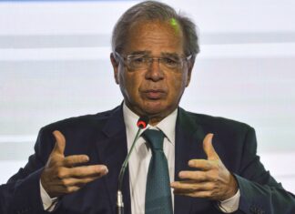 PIB cresceu o equivalente às projeções mais otimistas, diz ministro
