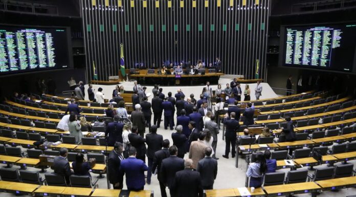 Plenário da Câmara dos Deputados reúne-se nesta manhã para votar acordos internacionais Plenário da Câmara dos Deputados reúne-se nesta manhã para votar acordos internacionais