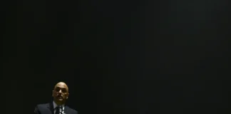 Advogados de investigados sobre golpe podem se falar, diz Moraes