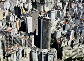 Uma a cada cinco pessoas no Brasil mora de aluguel