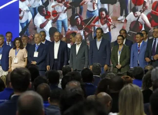 Lula amplia Programa Acredita para beneficiar empresas exportadoras