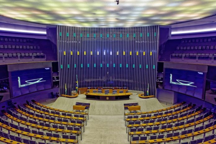 Projeto abre crédito no Orçamento para pagamento de benefícios sociais