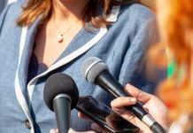 Projeto amplia punição para ataques digitais contra mulheres na política Projeto amplia punição para ataques digitais contra mulheres na política