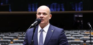 Projeto atualiza lei do crime de perseguição para detalhar condutas digitais Projeto atualiza lei do crime de perseguição para detalhar condutas digitais