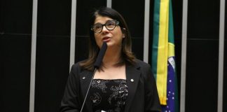 Projeto cria Carteira Nacional do Cuidador Familiar Atípico Projeto cria Carteira Nacional do Cuidador Familiar Atípico
