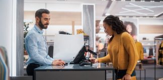 Projeto cria cashback para compras nacionais de até 50 dólares Projeto cria cashback para compras nacionais de até 50 dólares