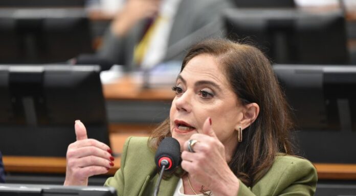 Projeto cria política de assistência jurídica obrigatória para vítimas vulneráveis Projeto cria política de assistência jurídica obrigatória para vítimas vulneráveis