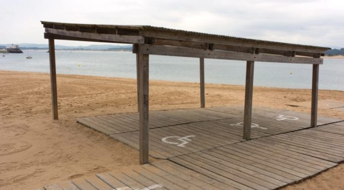 Projeto cria política de infraestrutura familiar nas praias Projeto cria política de infraestrutura familiar nas praias