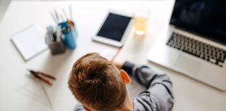 Projeto cria política nacional para levar internet de alta velocidade a todas as escolas públicas Projeto cria política nacional para levar internet de alta velocidade a todas as escolas públicas
