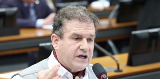 Projeto cria programa de educação e conscientização para proteção animal Projeto cria programa de educação e conscientização para proteção animal