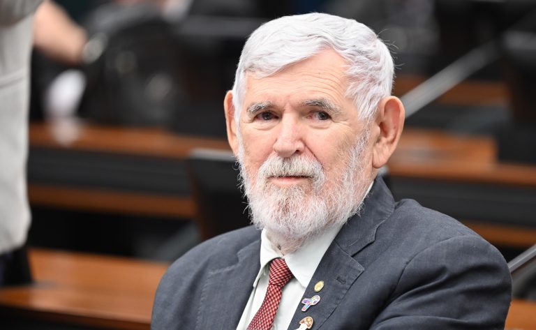 Audiência Pública - Direito à moradia digna. Dep. Luiz Couto (PT - PB)