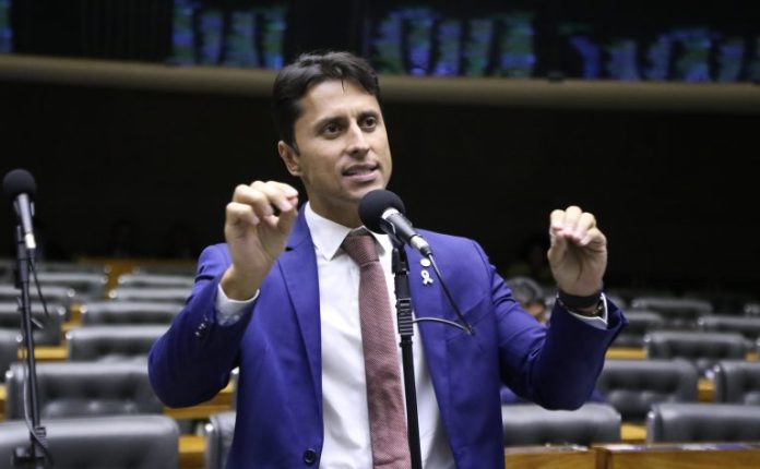 Projeto cria quarentena de dez anos para evitar conflito de interesses na direção da Anac