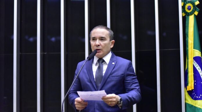 Projeto destina 50% das multas por infrações à Lei Anticorrupção para o combate à corrupção Projeto destina 50% das multas por infrações à Lei Anticorrupção para o combate à corrupção