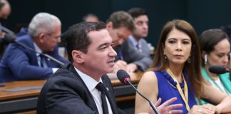 Projeto determina contagem de prazo em dias úteis no processo penal Projeto determina contagem de prazo em dias úteis no processo penal