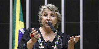 Projeto determina retirada de postagens ofensivas contra mulheres vítimas de violência doméstica Projeto determina retirada de postagens ofensivas contra mulheres vítimas de violência doméstica