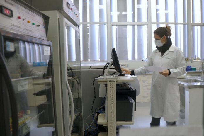 Projeto disciplina uso de recursos públicos e concessão de bolsas em ciência e tecnologia Projeto disciplina uso de recursos públicos e concessão de bolsas em ciência e tecnologia