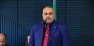 Projeto estabelece regras de saúde e ergonomia para trabalhadores do setor têxtil Projeto estabelece regras de saúde e ergonomia para trabalhadores do setor têxtil
