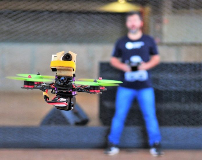 Projeto flexibiliza regras e dispensa licença para uso civil de drones Projeto flexibiliza regras e dispensa licença para uso civil de drones