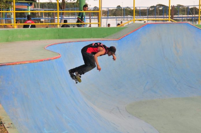 Projeto incentiva criação de pistas de skate, ciclismo e esportes sobre rodas Projeto incentiva criação de pistas de skate, ciclismo e esportes sobre rodas