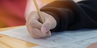 Projeto isenta candidatos de baixa renda de custos com exames médicos em concursos públicos Projeto isenta candidatos de baixa renda de custos com exames médicos em concursos públicos