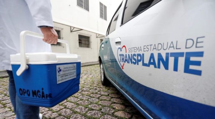 Projeto isenta veículos oficiais de saúde de infrações de trânsito em urgências Projeto isenta veículos oficiais de saúde de infrações de trânsito em urgências