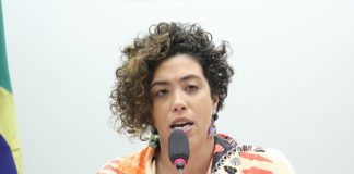 Projeto obriga estados e municípios a implantar planos para incentivar a leitura até 2028 Projeto obriga estados e municípios a implantar planos para incentivar a leitura até 2028