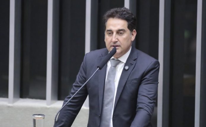 Projeto prevê que SUS forneça voucher para atendimento privado de saúde