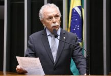 Projeto prevê substituição gradual de plásticos descartáveis no setor público e em escolas Projeto prevê substituição gradual de plásticos descartáveis no setor público e em escolas