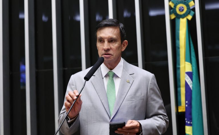 Discussão e votação de propostas legislativa. Dep. Sidney Leite (PSD-AM)
