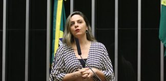 Projeto proíbe governo de comprar papel com celulose branqueada Projeto proíbe governo de comprar papel com celulose branqueada
