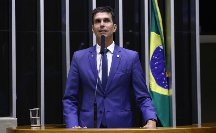 Projeto proíbe retorno ao Brasil de torcedores estrangeiros envolvidos em tumultos e atos de violência