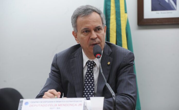 Projeto proíbe rótulo com imagem de ingredientes que não fazem parte da receita do alimento