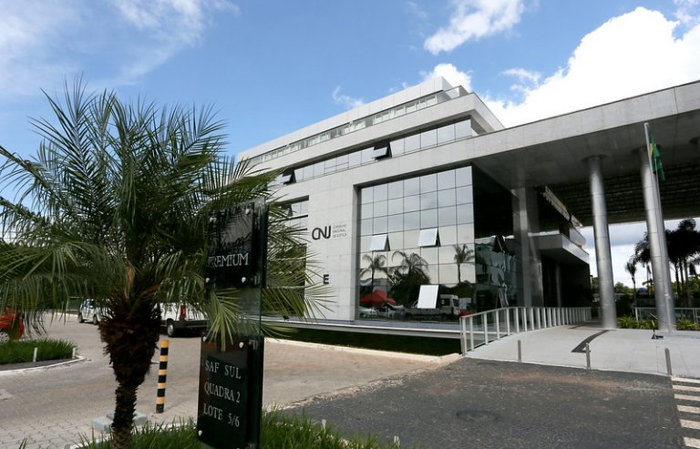 Brasília - monumentos e prédios públicos - Sede do Conselho Nacional de Justiça CNJ em Brasília.