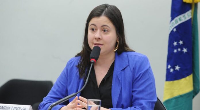 Projeto suspende remuneração de militares condenados por violência contra mulheres na ditadura Projeto suspende remuneração de militares condenados por violência contra mulheres na ditadura