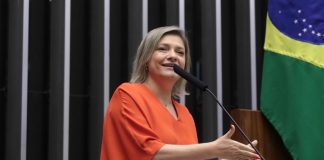 Projeto tira alimentação escolar dos limites previstos no arcabouço fiscal Projeto tira alimentação escolar dos limites previstos no arcabouço fiscal