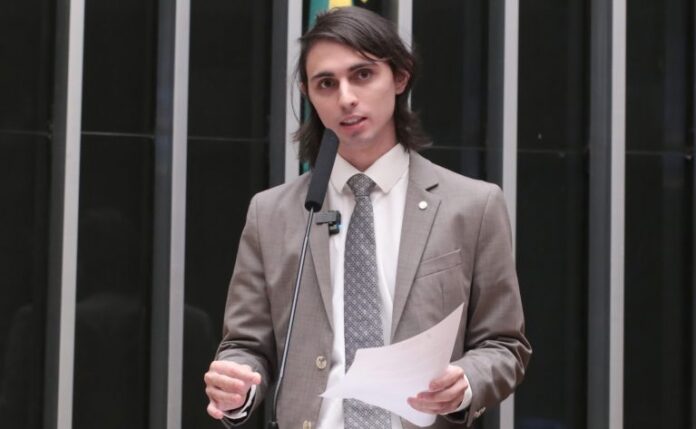 Projeto torna obrigatória informação sobre agrotóxico em rótulo de alimentos