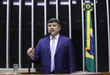 Projeto torna obrigatória presença de técnico de enfermagem em escolas de tempo integral Projeto torna obrigatória presença de técnico de enfermagem em escolas de tempo integral