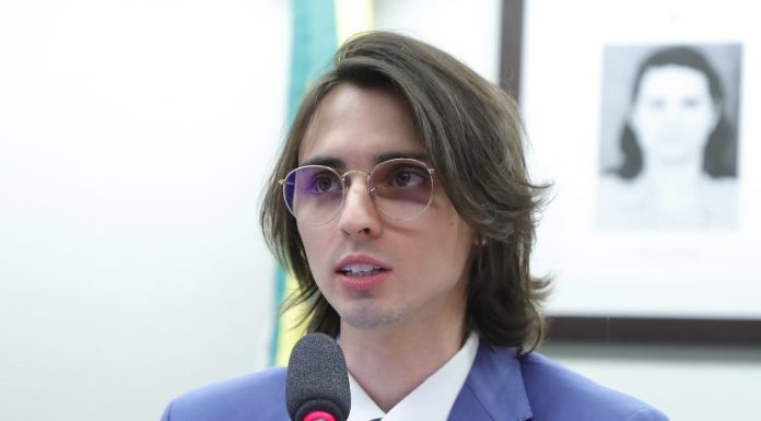 Proposta cria benefício financeiro para inclusão digital na Amazônia Proposta cria benefício financeiro para inclusão digital na Amazônia