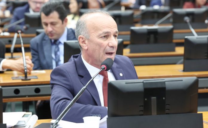 Proposta prioriza atendimento remoto para pessoas com deficiência com dificuldade de locomoção Proposta prioriza atendimento remoto para pessoas com deficiência com dificuldade de locomoção