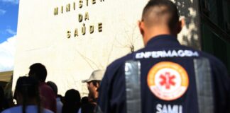 Ministério prevê pagamento do piso da enfermagem a partir de agosto