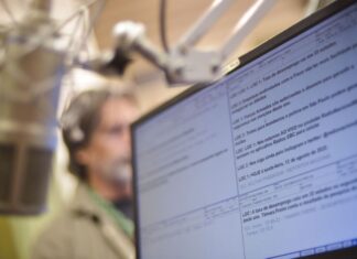 Cem anos do rádio no Brasil: as transformações do radiojornalismo