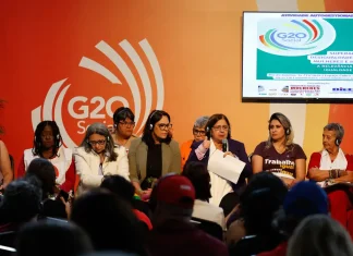 Ministra defende mudança na legislação sobre paridade política