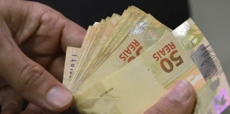 Cashback devolverá imposto a famílias mais pobres