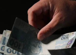 Governo Central tem déficit primário de R$ 31,7 bilhões em fevereiro