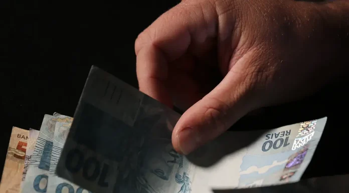 Governo Central tem déficit primário de R$ 31,7 bilhões em fevereiro