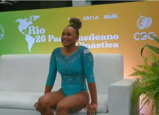 Rebeca conquista ouro no salto em seu retorno